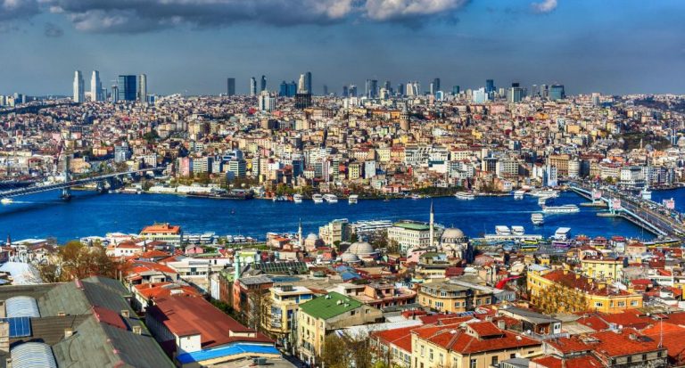İstanbul’da Alışveriş – Geleneksel Çarşılardan Modern Butiklere