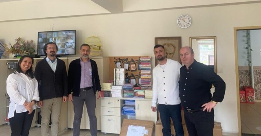 Borçka Anatolian Lisesi “Aydınlanma Kütüphanesi” Destek – Kırılma Kültürü – Haberler