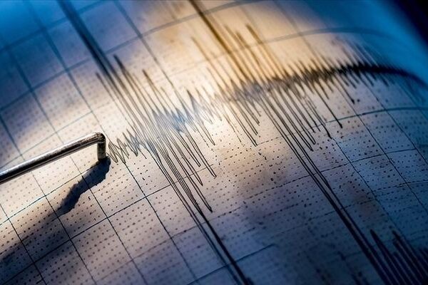 SON DAKİKA | Ege Denizi’nde 6 büyüklüğünde deprem! İzmir, Muğla ve çevre illerden de hissedildi