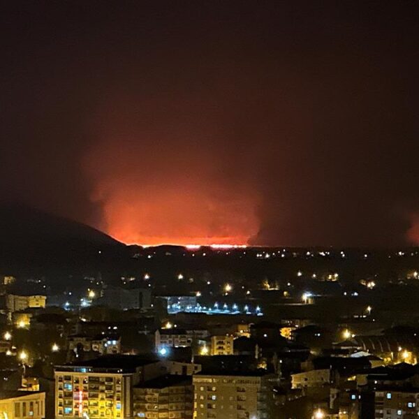 Nehil Sazlığı yanıyor! Kuş cenneti olarak biliniyorduGüncel Haberler