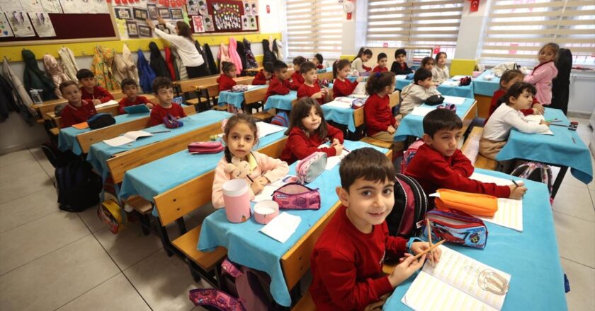 Ara tatil bugün sona eriyor