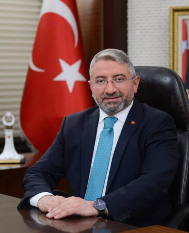 Çorum Belediye Başkanı ‘Manifest’ konseri isteğini reddetti! ‘Bu şehre giremez’